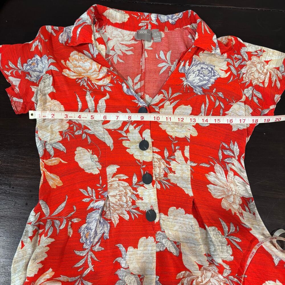ASOS Red Button Front Tea Playsuit Romper in Floral Tropical Print - Picture 4 of 6